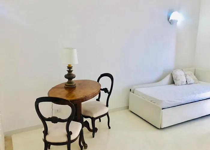 Semesterbostad Adamante *