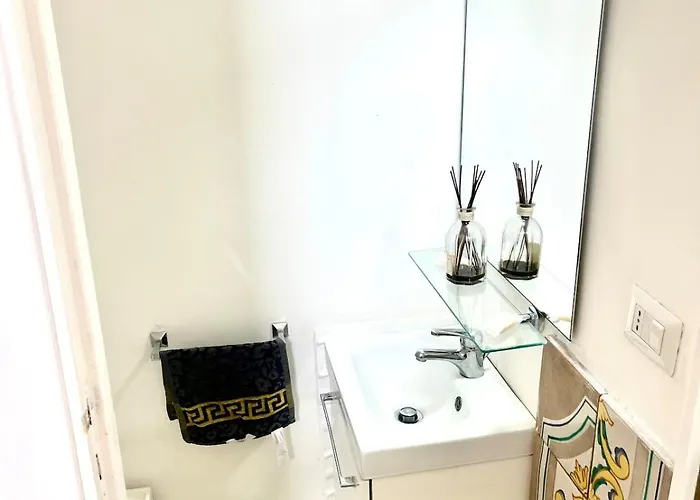 Adamante Semesterbostad *