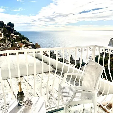 Adamante פוזיטנו